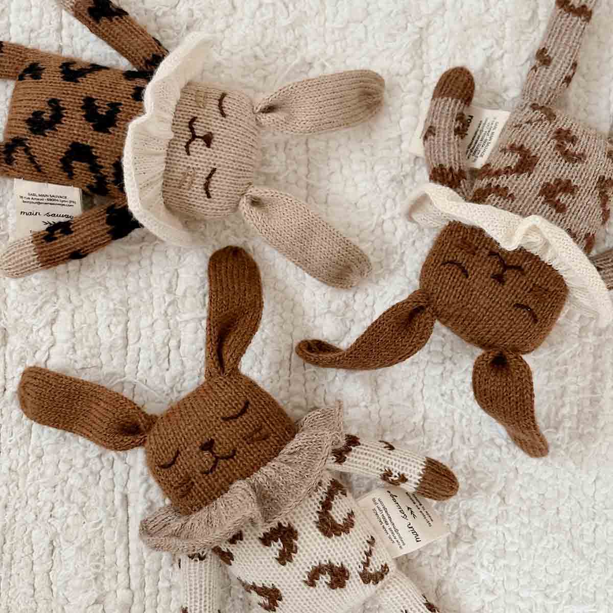 Bunny knit toy leopard ecru - Main sauvage x Rose in April