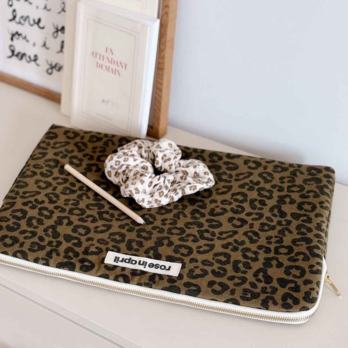 Housse d'ordinateur 15" - Maya Graou Olive