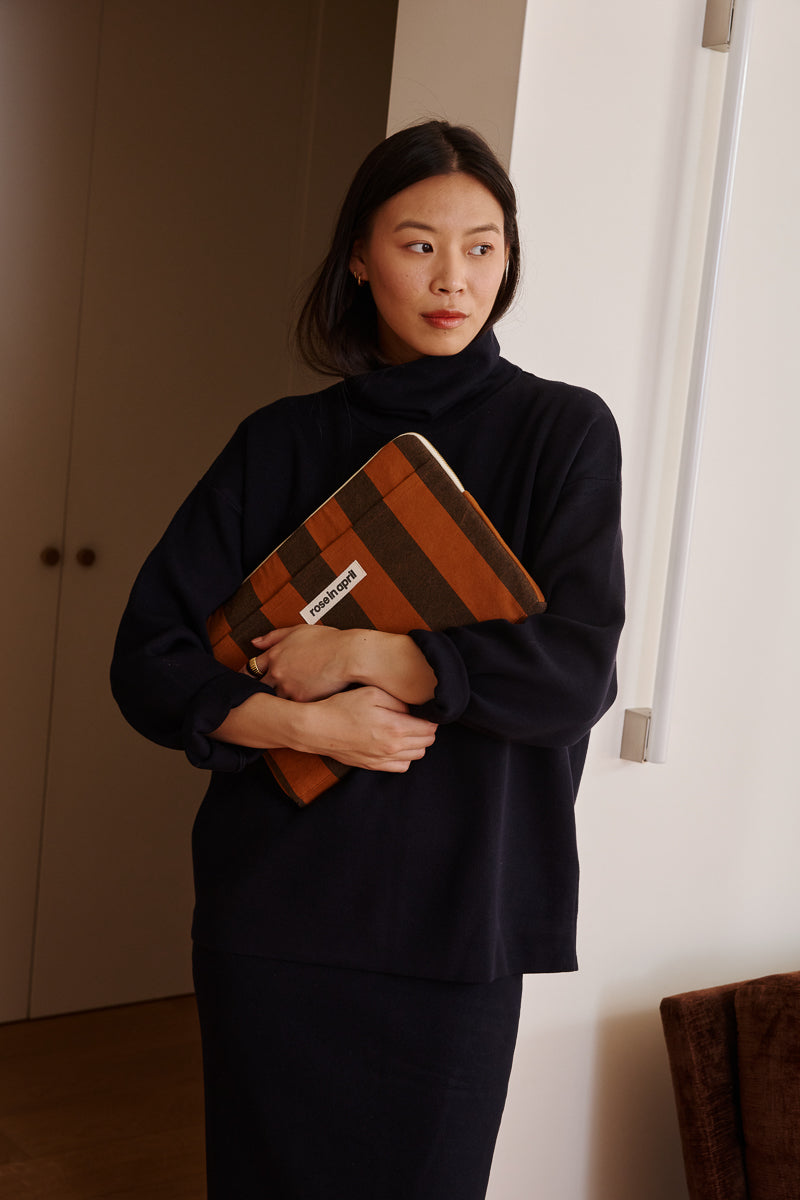 Laptop sleeve 13&14" - Octave Big stripes Night / Pecan