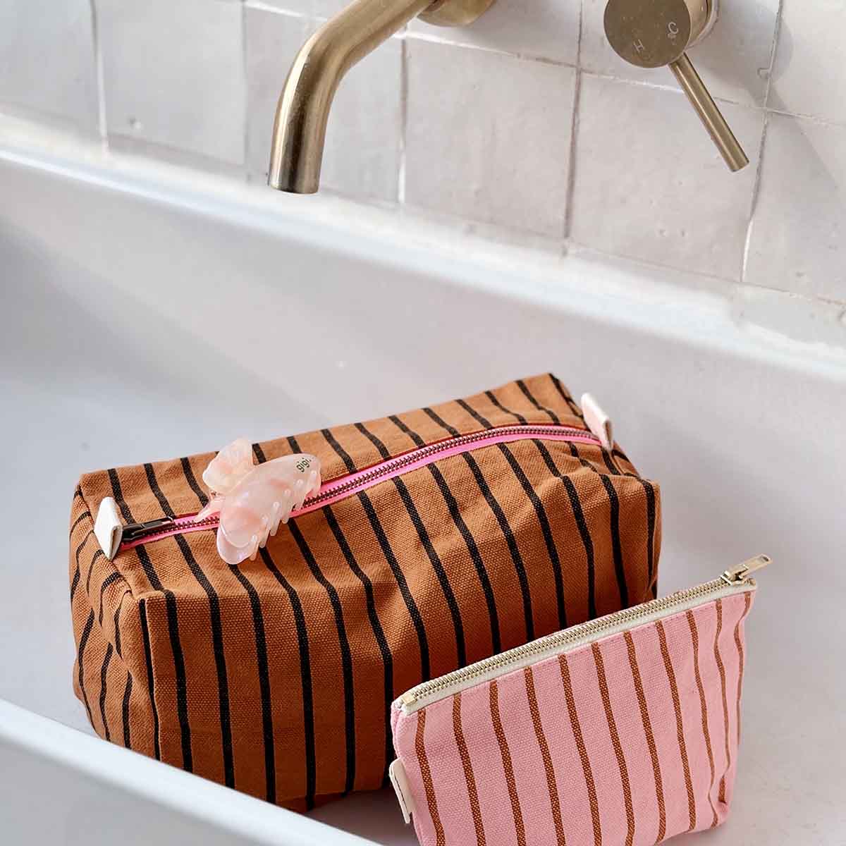 Pouch - Sofia Pecan / Strawberry Tennis Stripes