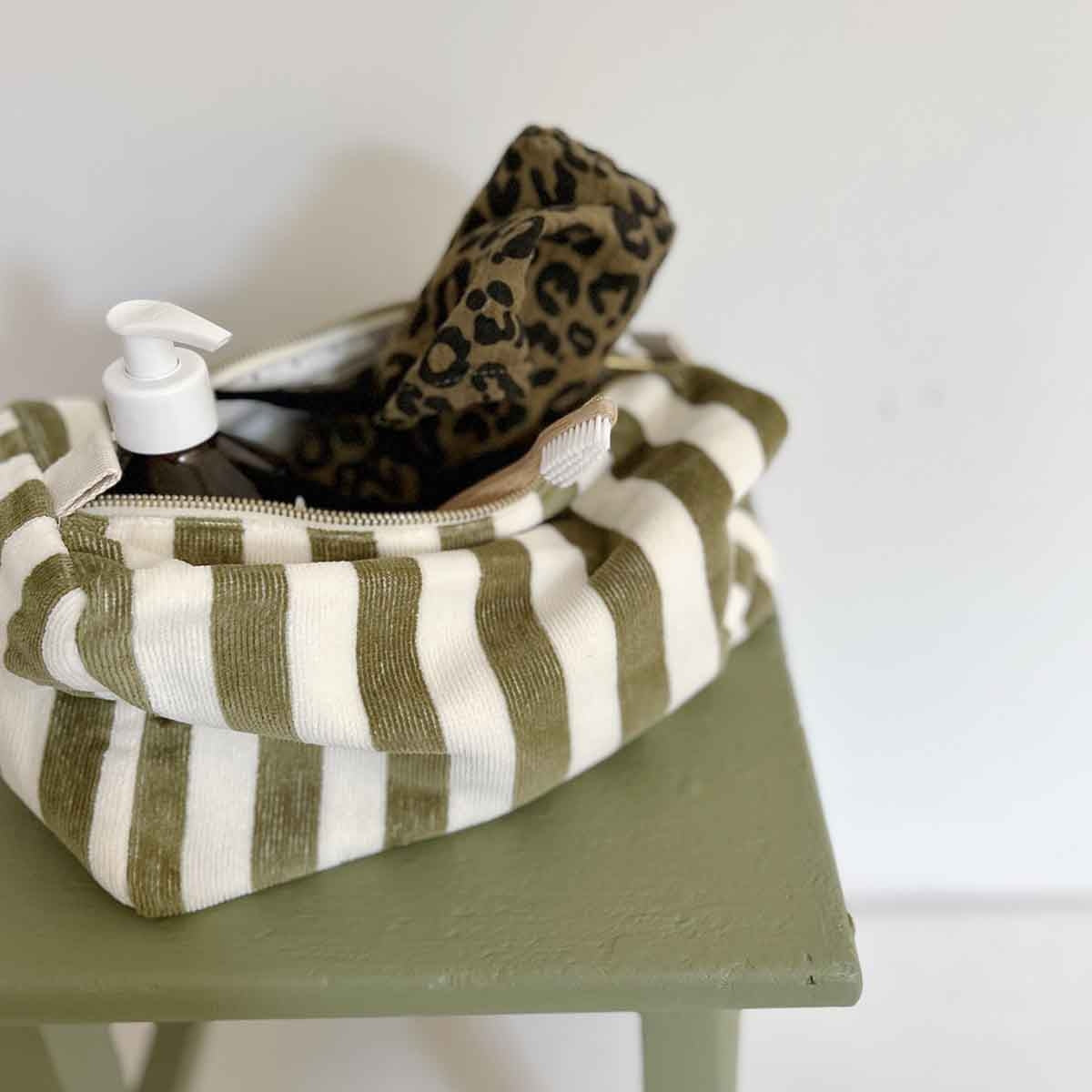 Wash bag - Vic Khaki Stripes terry
