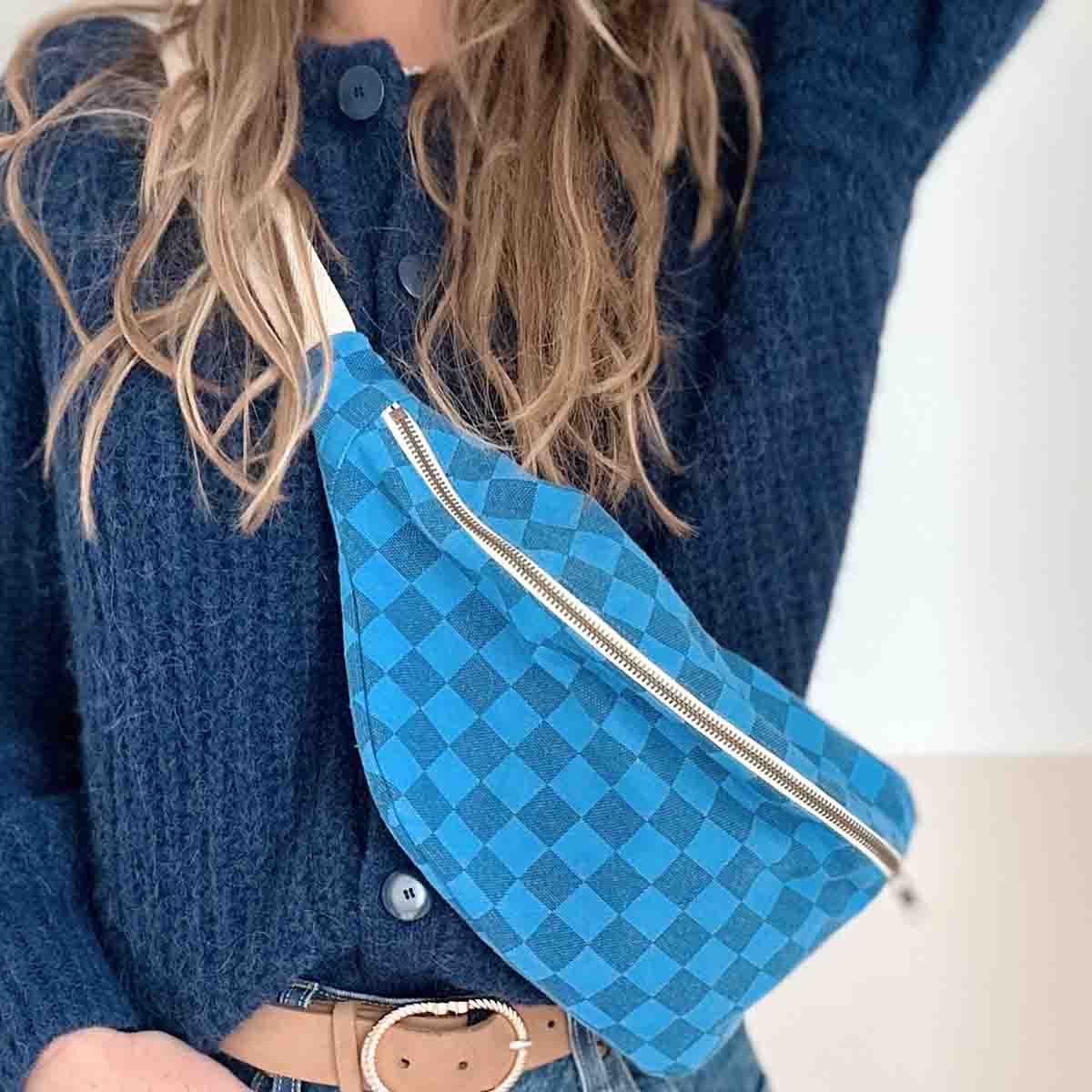 Greek blue Navy blue Checkerboard Bum bag I Accessories I Rose in April