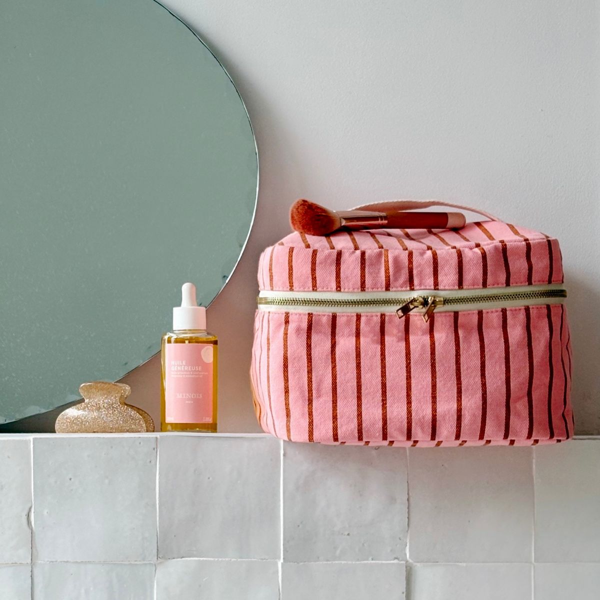 Vanity - Oona Pecan / Strawberry Tennis Stripes