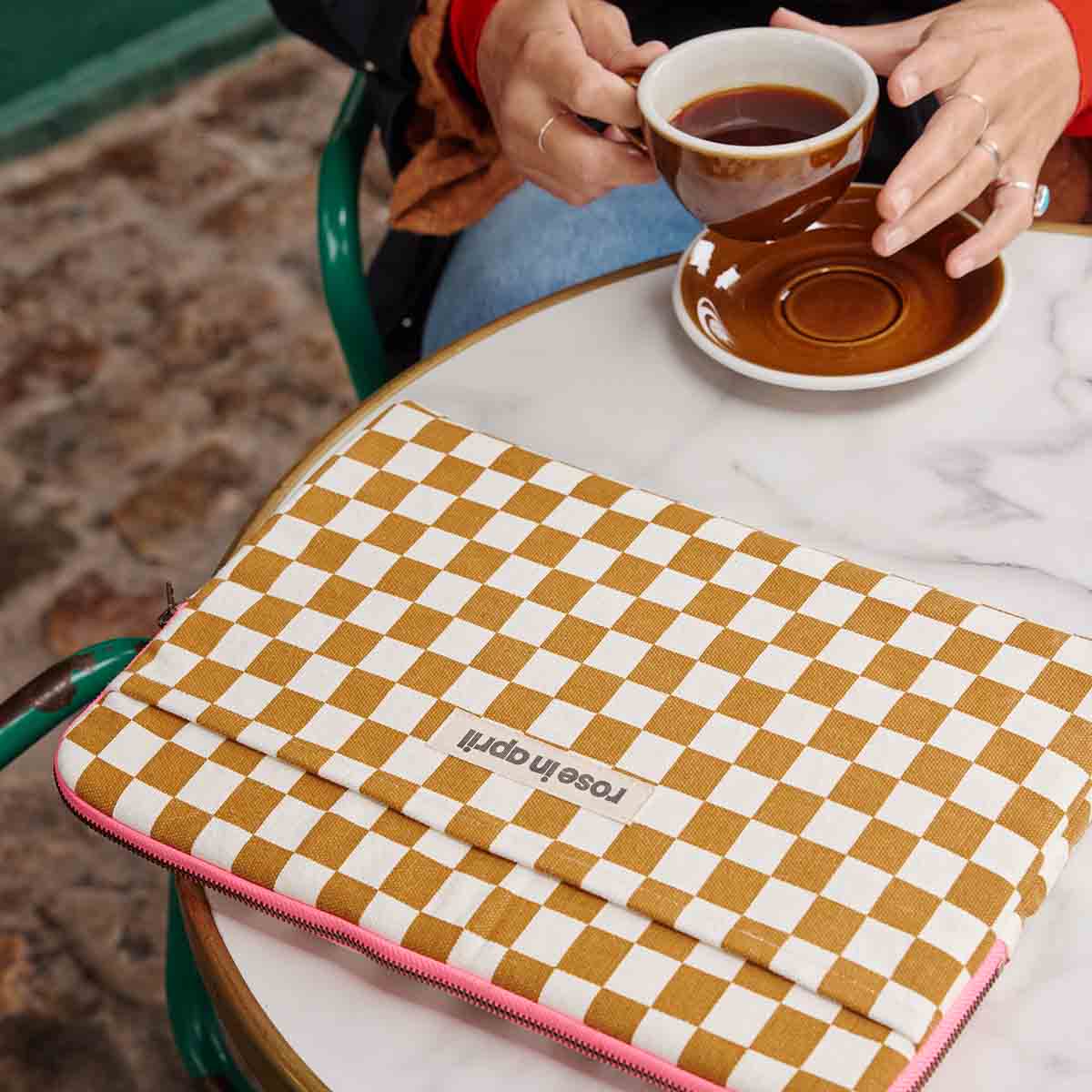 Laptop sleeve - Octave Checkerboard Caramel