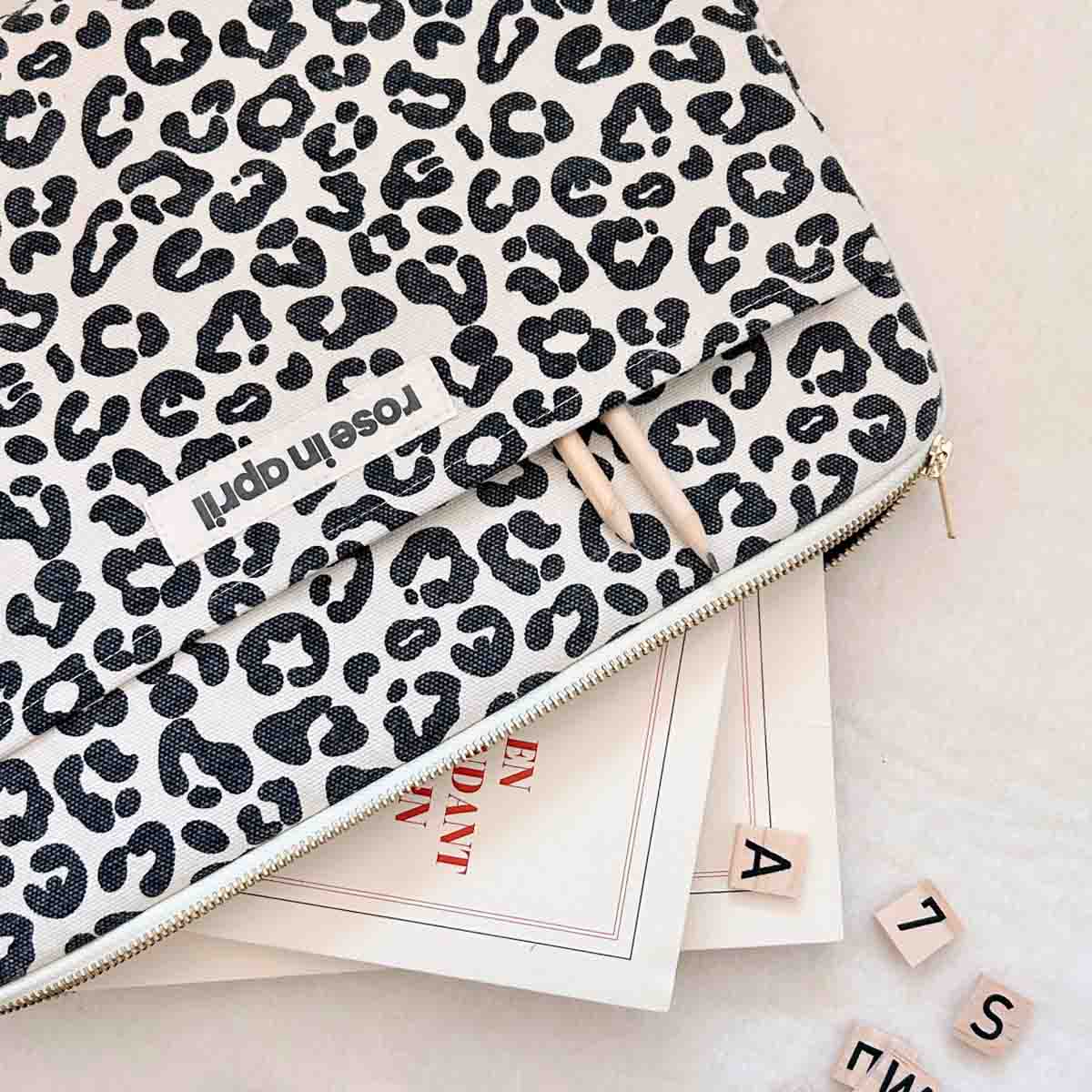 Leopard print laptop sleeve best sale