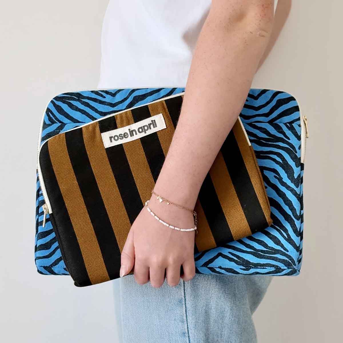 Housse d'iPad - Anouk Rayures Cumin / Noir