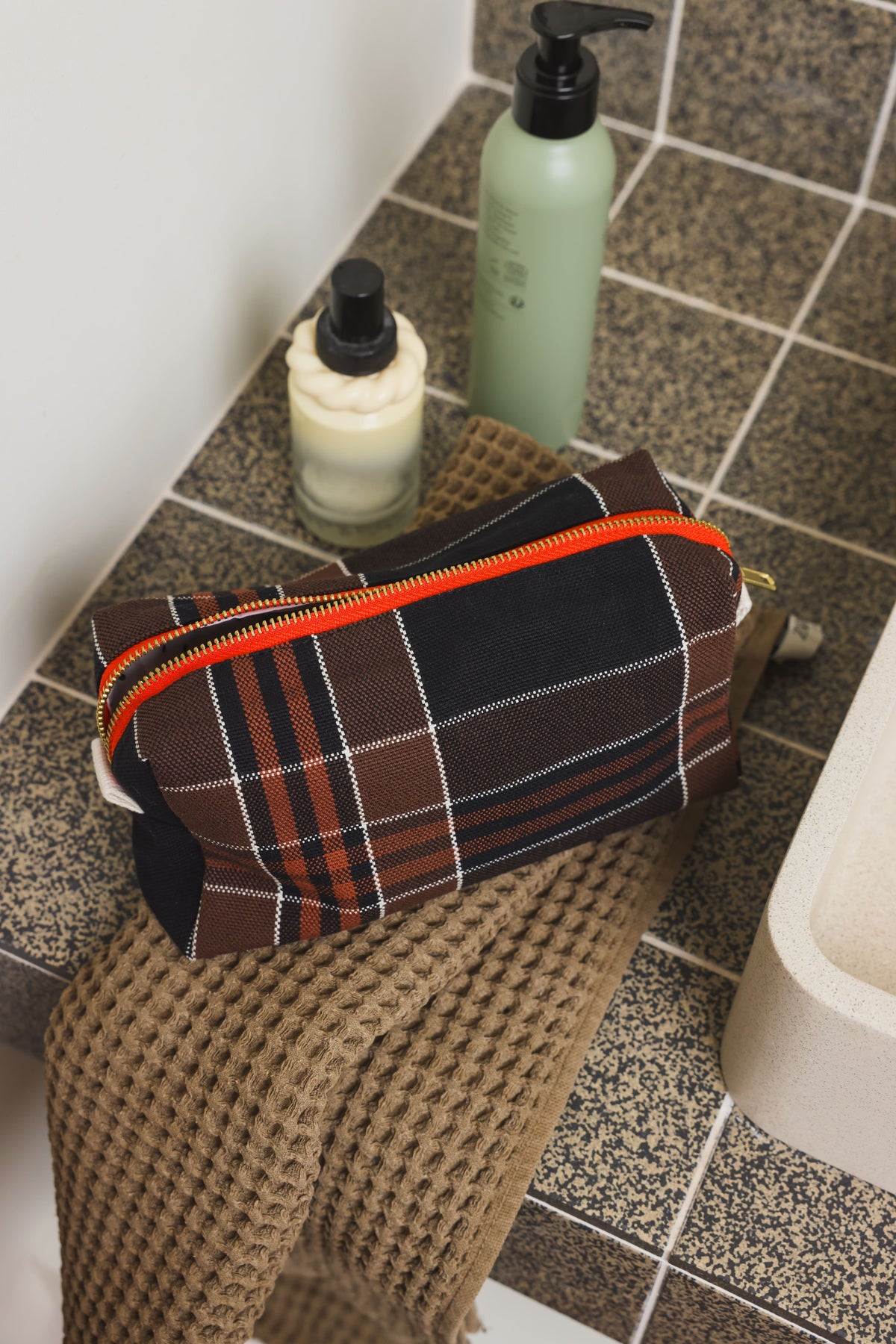 Trousse - Desi Black Tartan