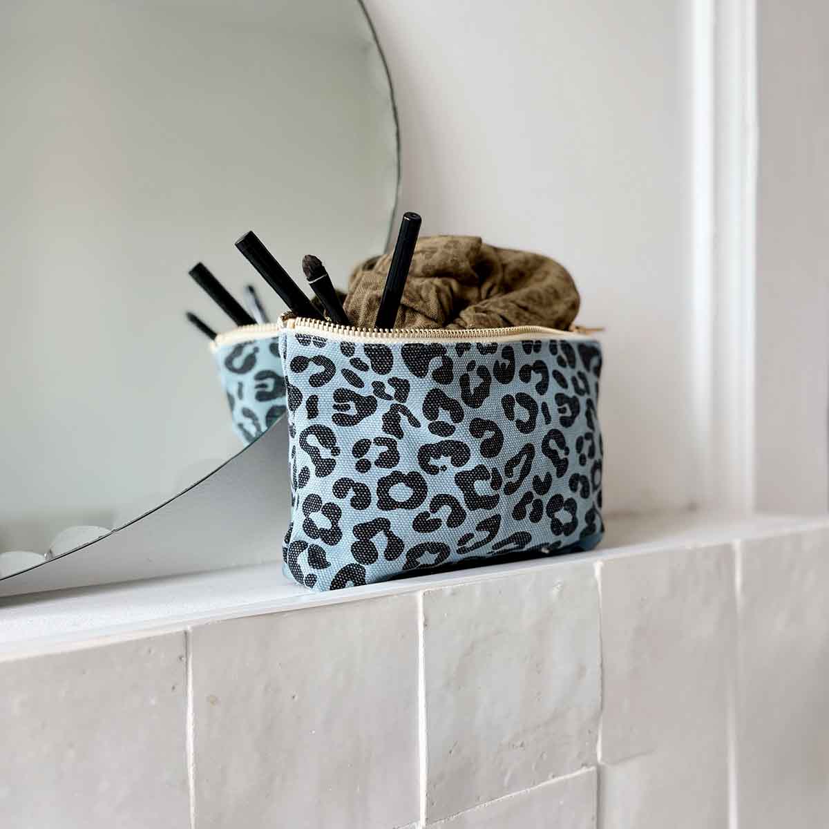 Trousse - Sofia Graou Blue sky