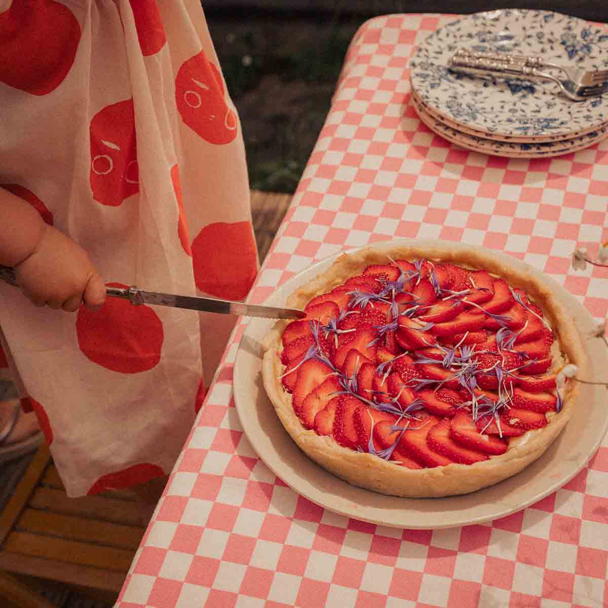 Tablecloth - Zoe Checkerboard Strawberry