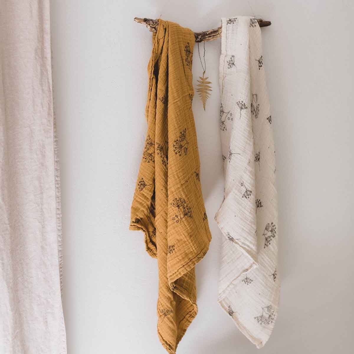 Swaddle - Bianca Mustard Umbrella