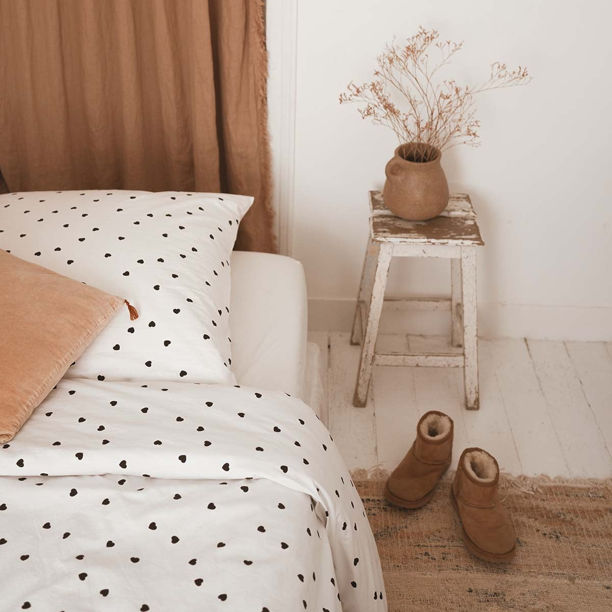 Bedding set Black Heart Feather