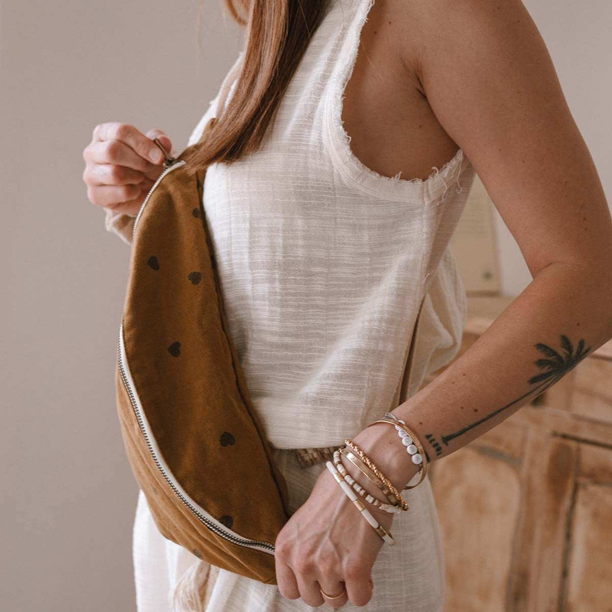 Heart bum bag shop
